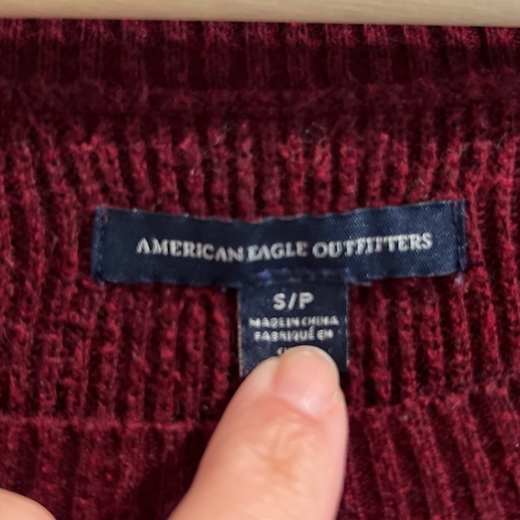 American Eagle Woman’s Sweater - Picture 3 of 5